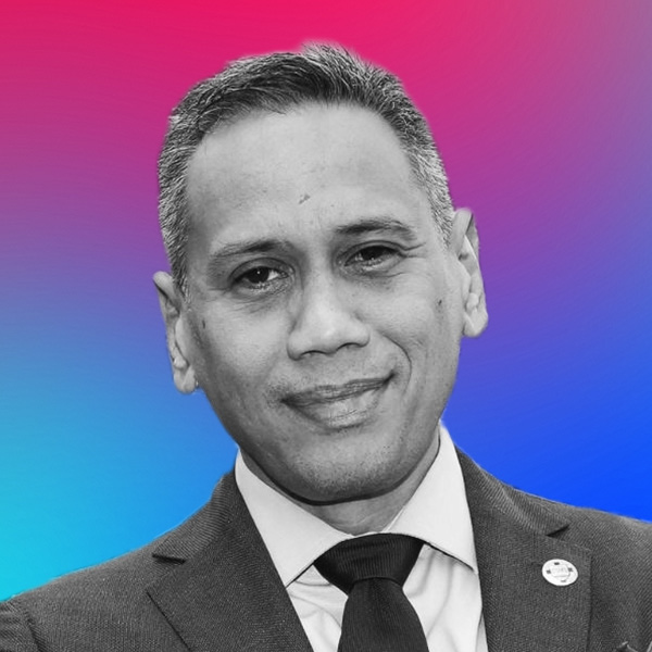 Mirwan Suwarso, President, Como 1907